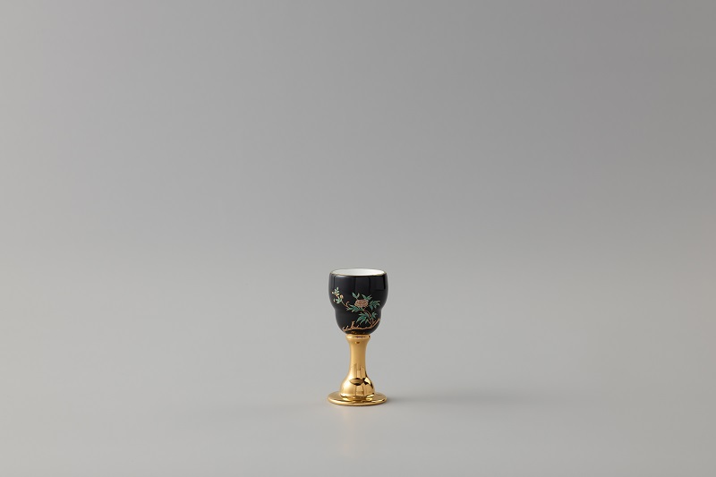 夫人瓷石榴家園酒杯(10ml) (4).jpg 夫人瓷石榴家園酒杯(10ml) (4).jpg